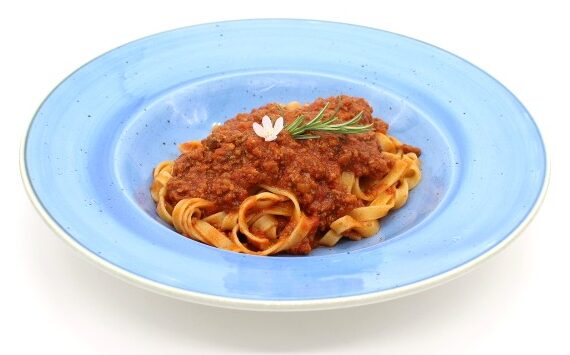 TAGLIATELLE AL RAGU